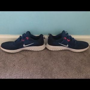 COPY - Nike Legend React